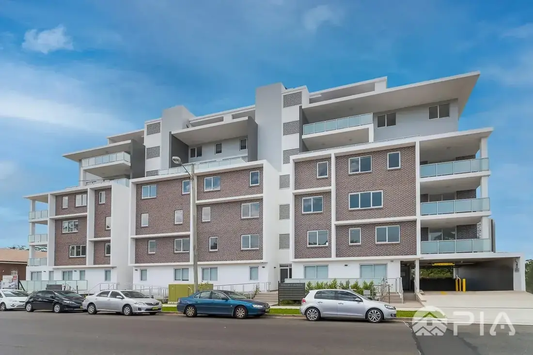 Residential apartment building facade, subject of defect rectification and compliance certification work